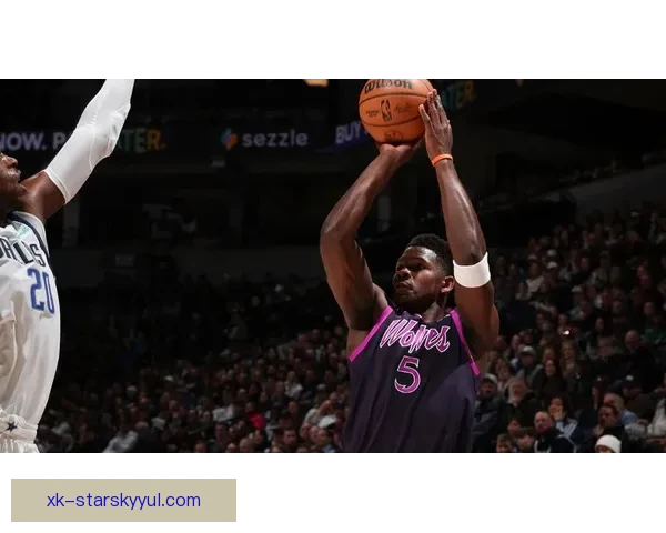 爱德华兹40+6轰倒独行侠队